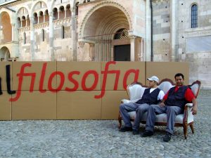 Festivalfilosofia _ Installazione in Piazza Grande a Modena